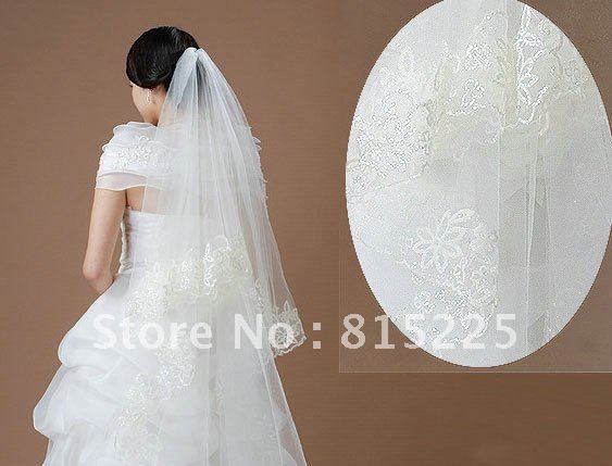 Wedding Accessories  Bridal Veil Elbow Length Veil Lace Edge Multi Layer White Tulle Classy Stunning Empress