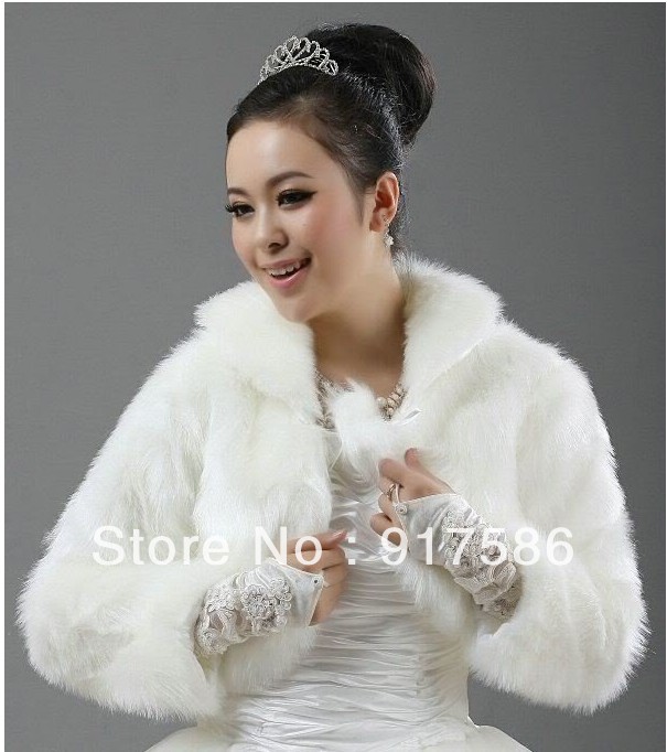 White Beautiful Ivory Faux Fur Wedding dress Bridal Jacket