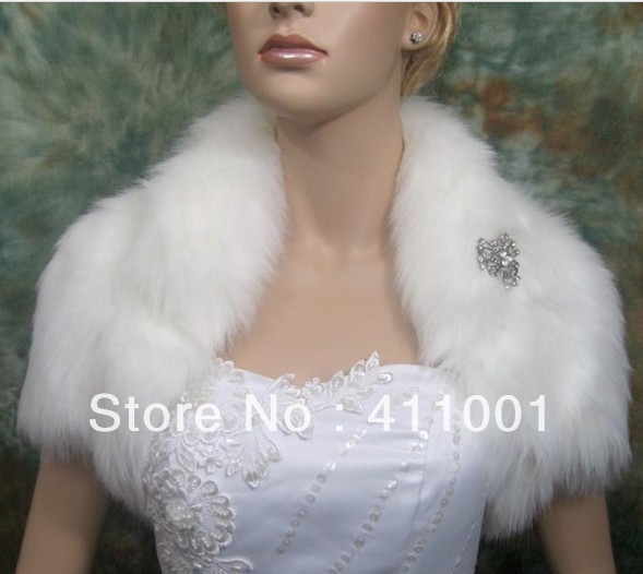 White Faux Fur Bolero for Women Bridal Wraps /coat Wedding Jackets / Wrap Ladies Shrugs in Stock Ready to Ship