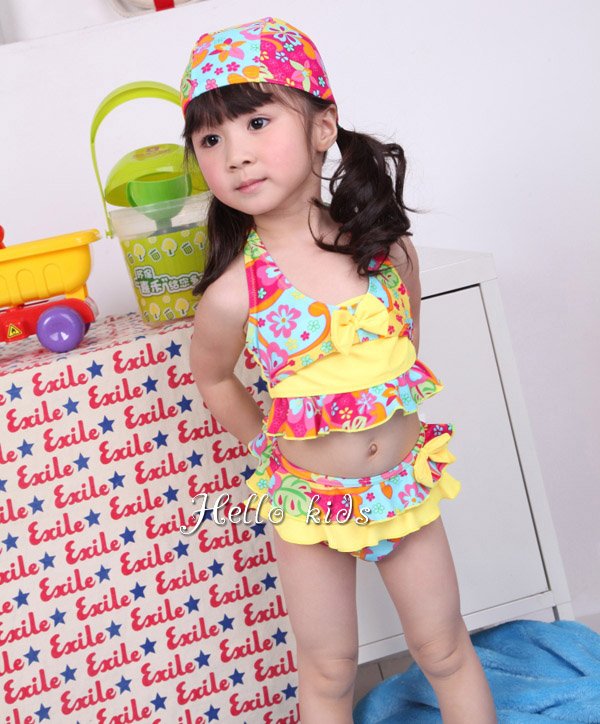 Wholesale - 2012 Fahion Summer Children Girl Swimming Costume 4-12Y Floral Two-piece Swimwear 5 sets/lot