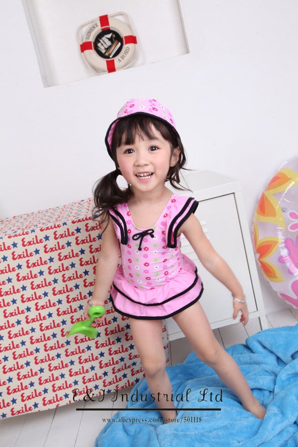 Wholesale - 2012 New Pink Swim Suit  2pcs(Hat+ Dresses) 2-7Y Infant Girl Swimgear Free Shipping Swimdress