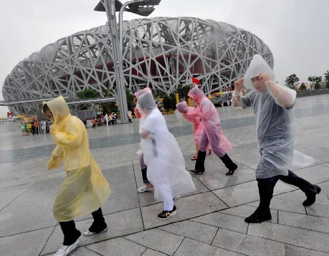 wholesale and retail 3pcs/lot Sanjin portable small disposable raincoat travel poncho rain gear