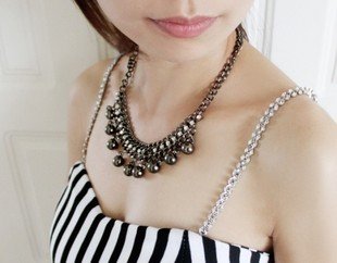 wholesale Czech rhinestone&silver plates bra strap sexy