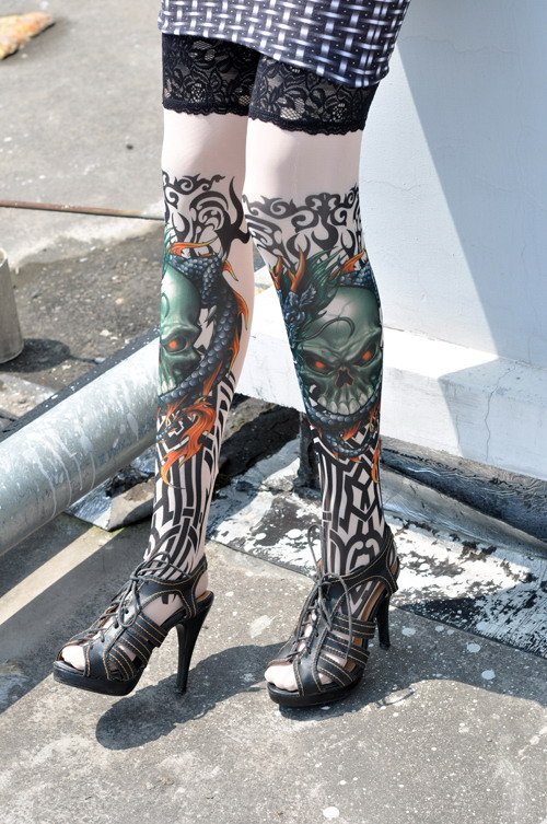 Wholesale dragon tattoo designs,Dragon of Death Tattoo Stockings,fashion print socks,mens socks,tattoos on your leg
