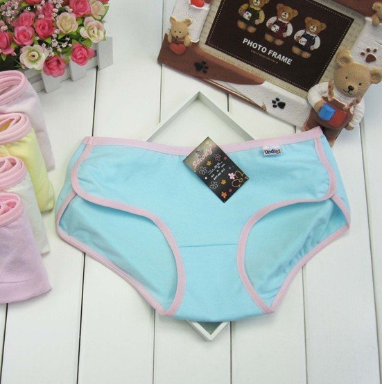 Wholesale Free Shipping by EMS 100PSC/lot Comfortable Sexy High Quality Panties Underwears Women Free Size