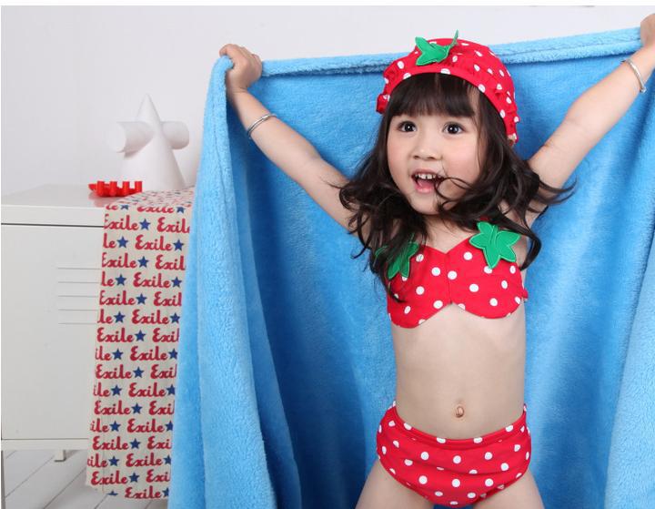 Wholesale Kids Swimsuits Girl Cute Strawberry Swimsuits Kids Bikini SWM0019