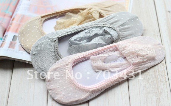 Wholesale lady's socks,fashion wave dot lacy socks,lovely women's summer socks/sox,stealth ankle socks,free shipping,ID:A151