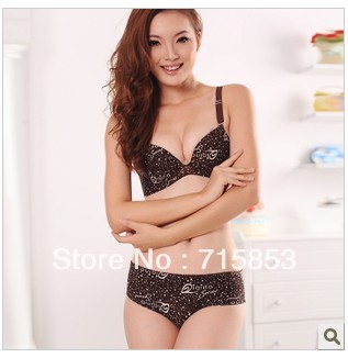 wholesale/retail A bra butterfly Seamless bra soft balls oil massage to gather B cup, A5551