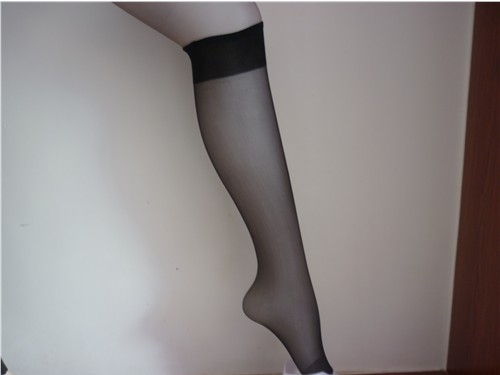Wholesale T56 new arrival ultra-thin Core-spun Yarn knee-high stockings black sexy female 27.2g Free Shipping!