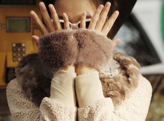 Wholesale-Warm Winter Faux Rabbit Fur gloves fingerless leather fur half finger palm sleeve lady 500pcs