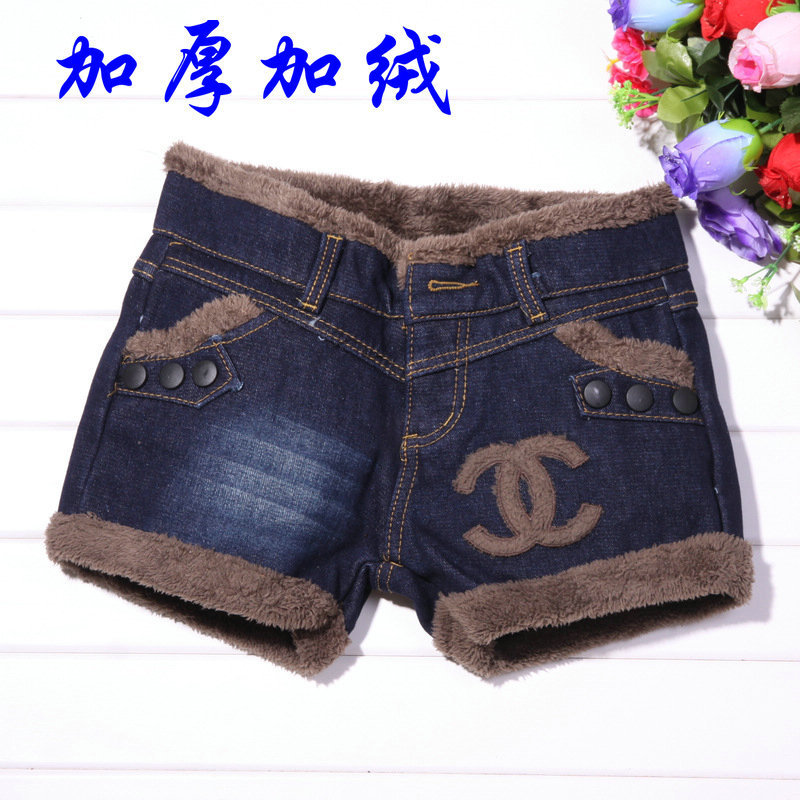 Winter Denim Shorts Comes With Embroidery and Thickened Berber Fleece 2120720