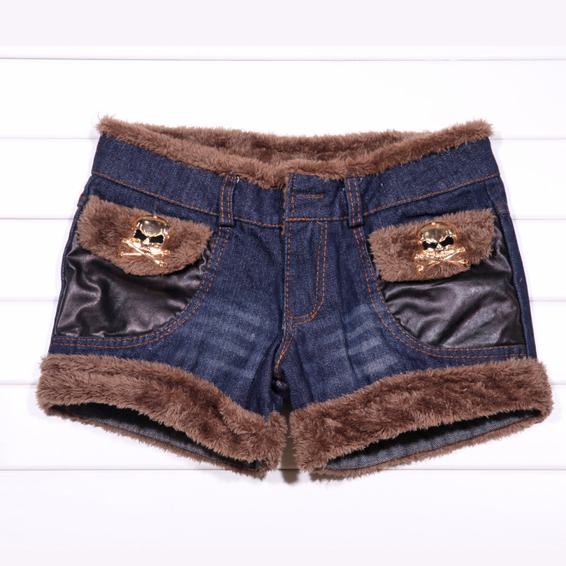 Winter Denim Shorts Comes With Metal Skull Heads And Thickened Berber Fleece 2120718