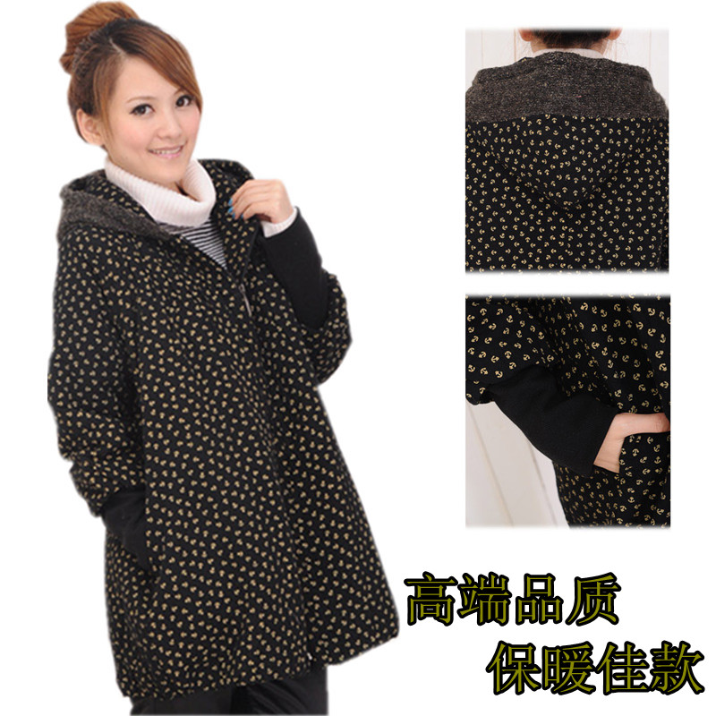 Winter thickening thermal maternity wadded jacket with a hood cotton-padded maternity outerwear fashion maternity winter