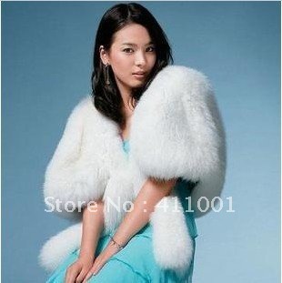 Winter White Bridal Wraps Scarfs Gown Bolero Half Sleeves'Jacket Free Size Fake Feather Long Faux Fur