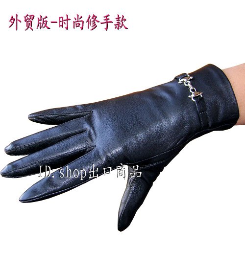 Winter women's short design repair the genuine leather suede gloves metal chain decoration black