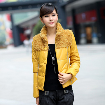 Winter women's short design top outerwear with a hood trench thermal wadded jacket