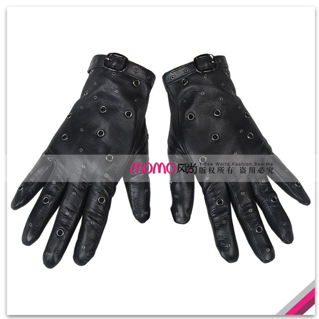 Woma warmen 's top suede rivet hasp women's genuine leather punk Women gloves l058n