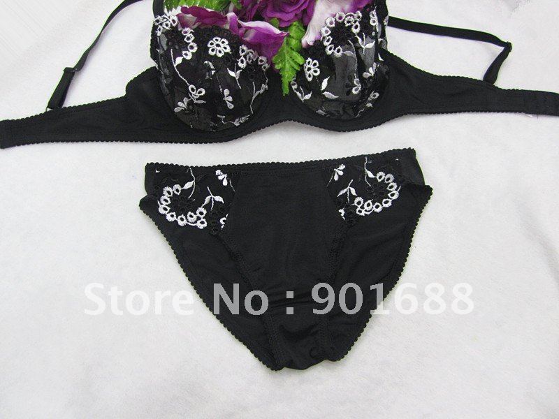 woman push up sexy  no padded embroidery  flower transparent  bra set