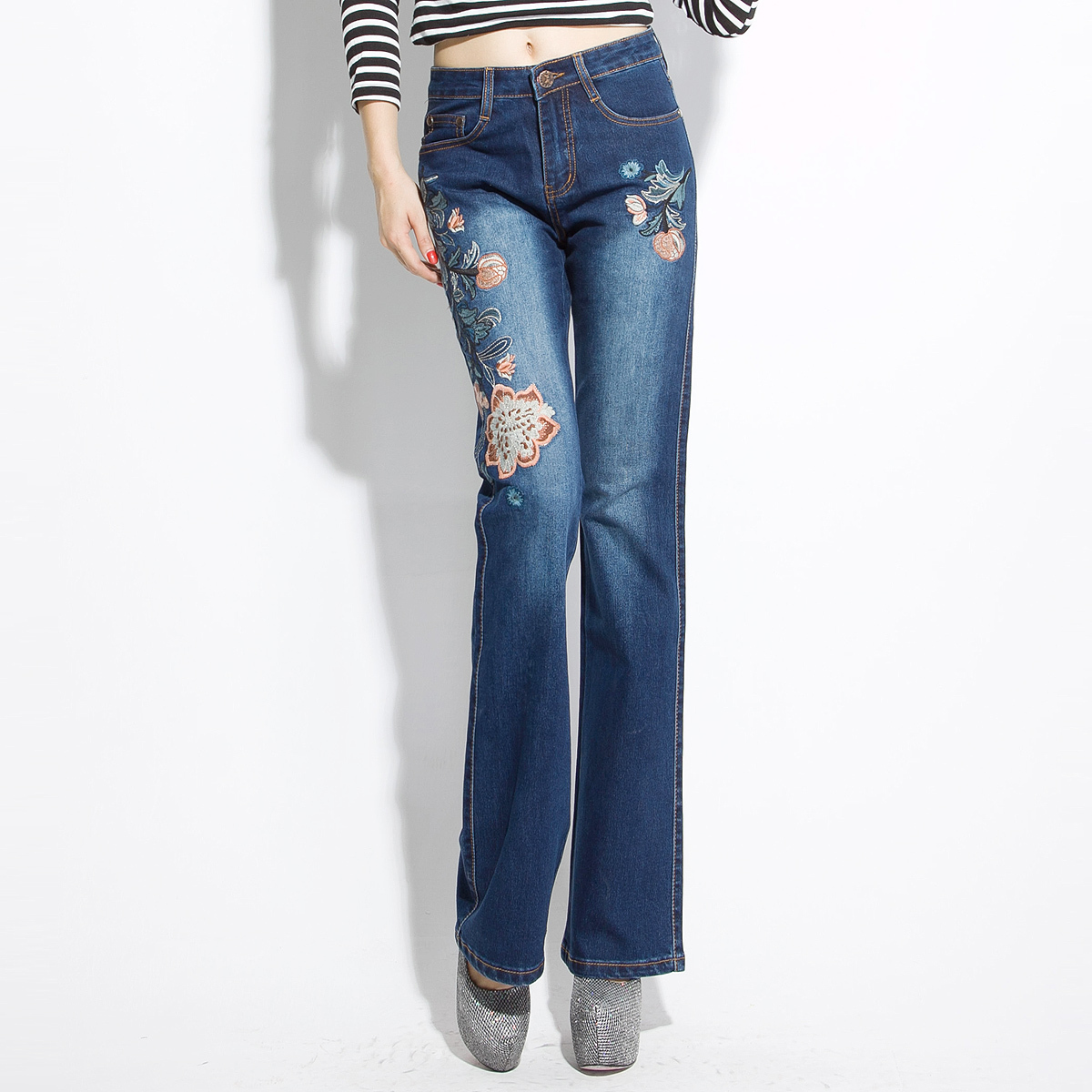 Women clothing new arrival spring mid waist elastic plus size embroidery flower bell bottom jeans women denim pants