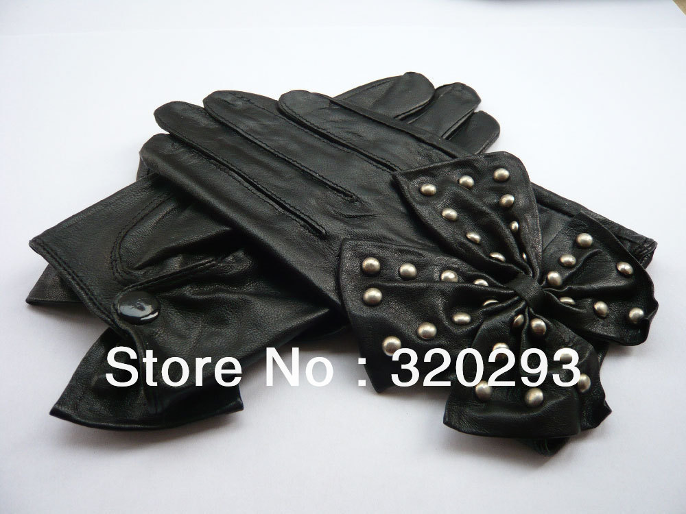 Women Fashion   Black   Rivets and Butterfly Leather Gloves Size L