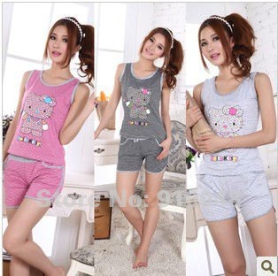 Women hello kitty 100% cotton pajamas / fashion summe sleepwear / free shipping