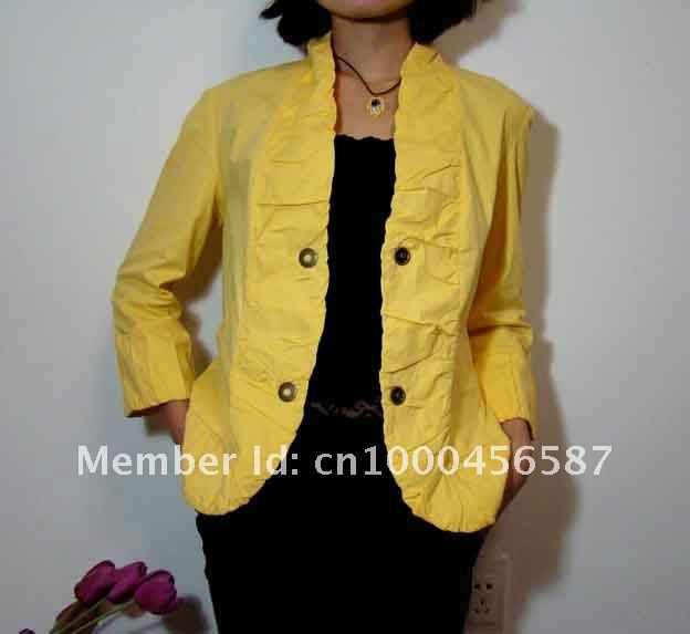 women's coat with crinkle placket and sleeve, designed by US