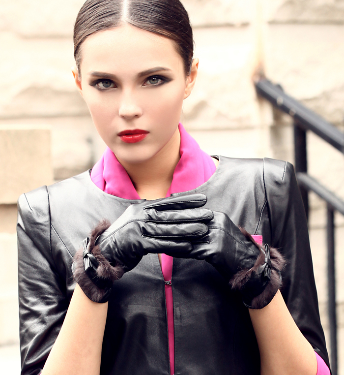 Women's genuine leather gloves rabbit fur thermal sheepskin gloves double layer leather gloves Women winter
