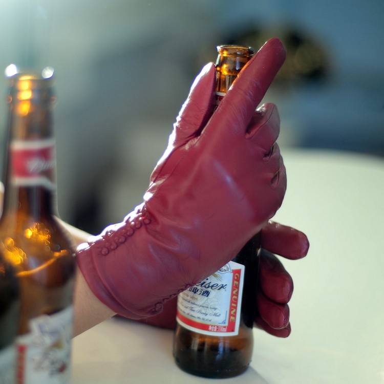 Women's genuine leather gloves Wine red medium-long with a small button sheepskin winter thermal m-2