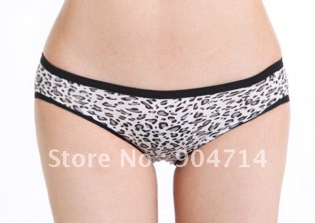 Women's Lace hollow ice silk material pants/ladies lace underwear/Women panties ladies briefs Bikini/sexy G-string/5color mixed
