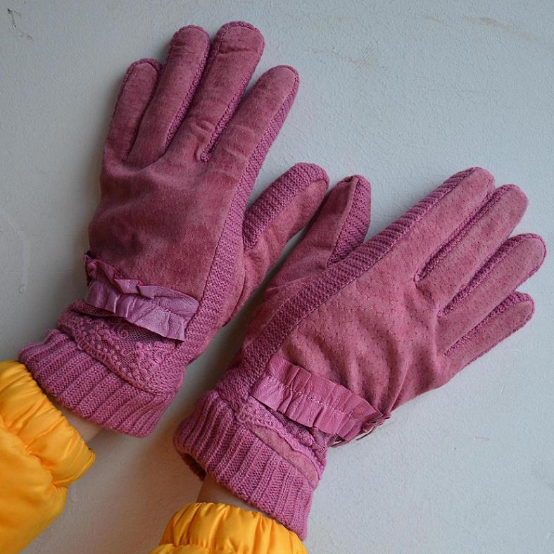 Women's leather gloves