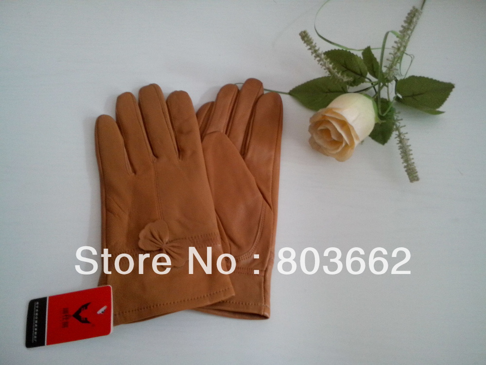Women's Leather Soft Firm Durable Liner Flannel Gloves (m03)