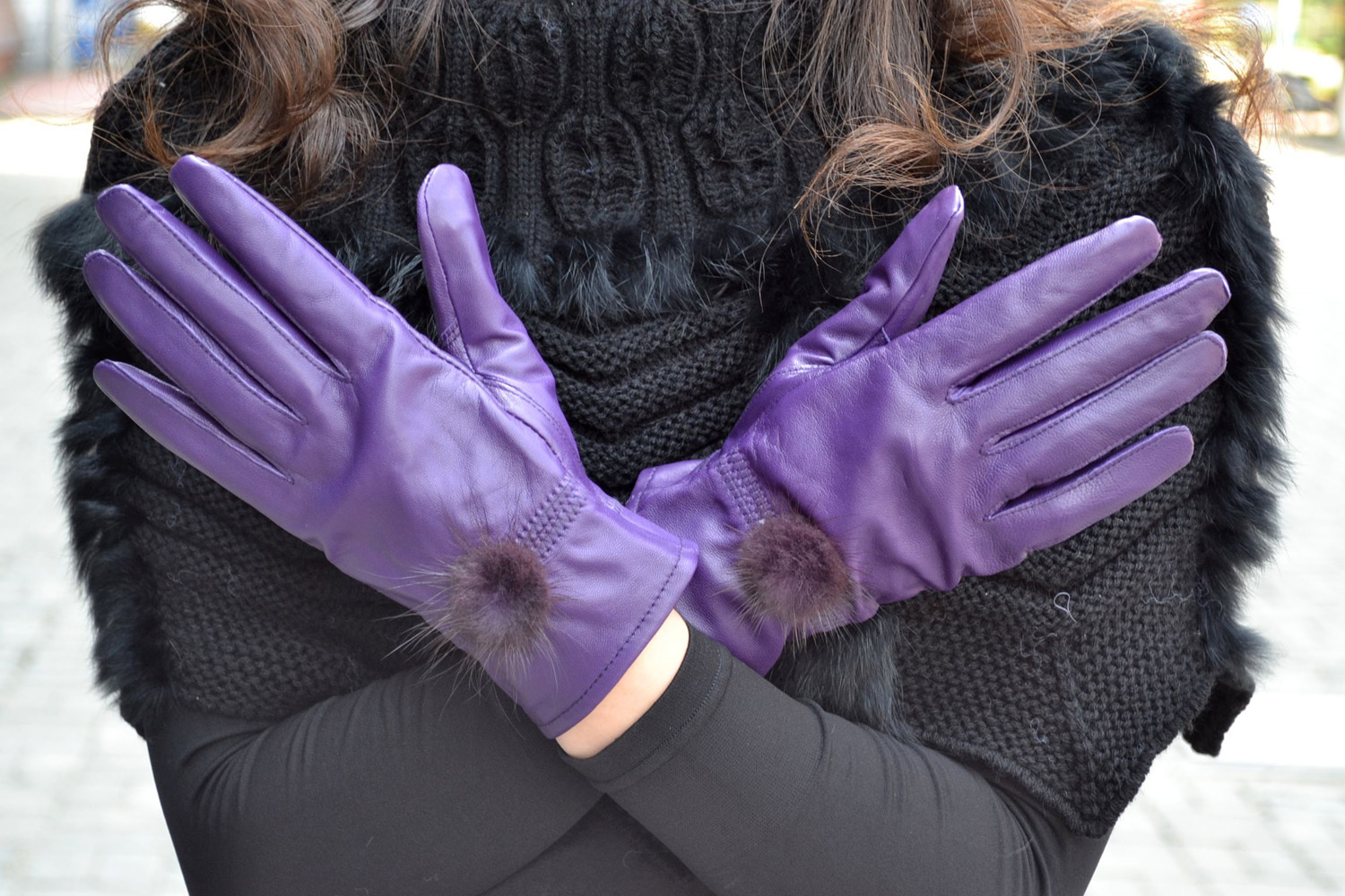 Women's sheepskin gloves full leather gloves yarn genuine leather gloves mink hair ball boxed