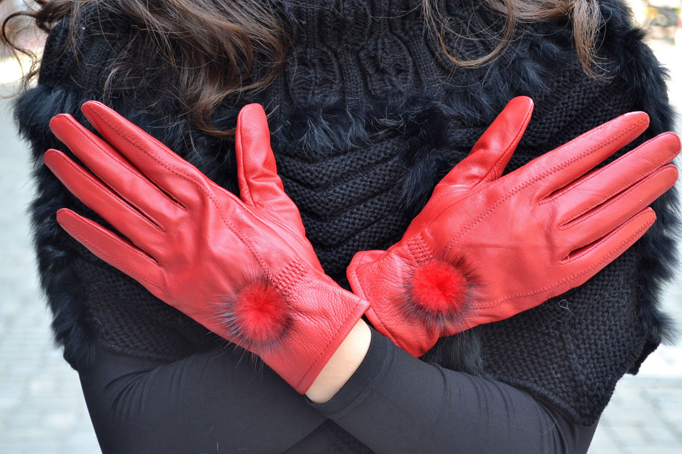 Women's sheepskin gloves genuine leather gloves female mink hair ball mitten