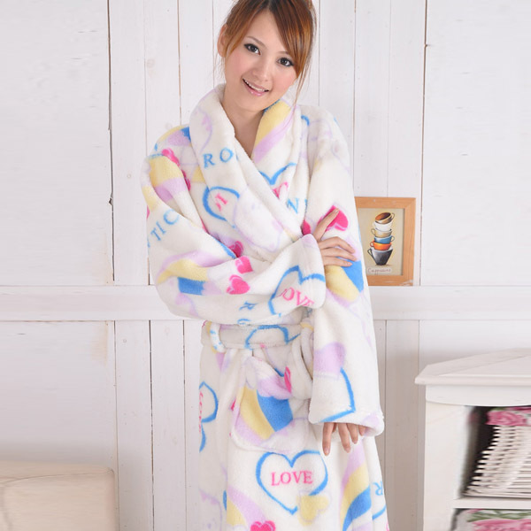 Women's super soft coral fleece thermal robe bathrobes lounge sleepwear heart pattern
