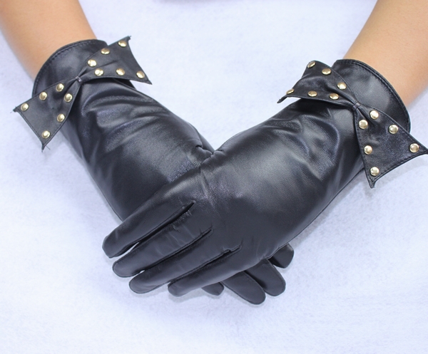 Women's thermal winter fashion genuine leather sheepskin gloves bow rivet women's leather gloves