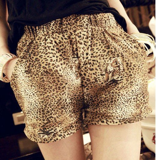 women summer Leopard Hot shorts All Matched Waist  leisure Short pants  free shipping 191