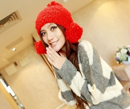 Wool hat    Korean fashion knitted hat with a wool ball