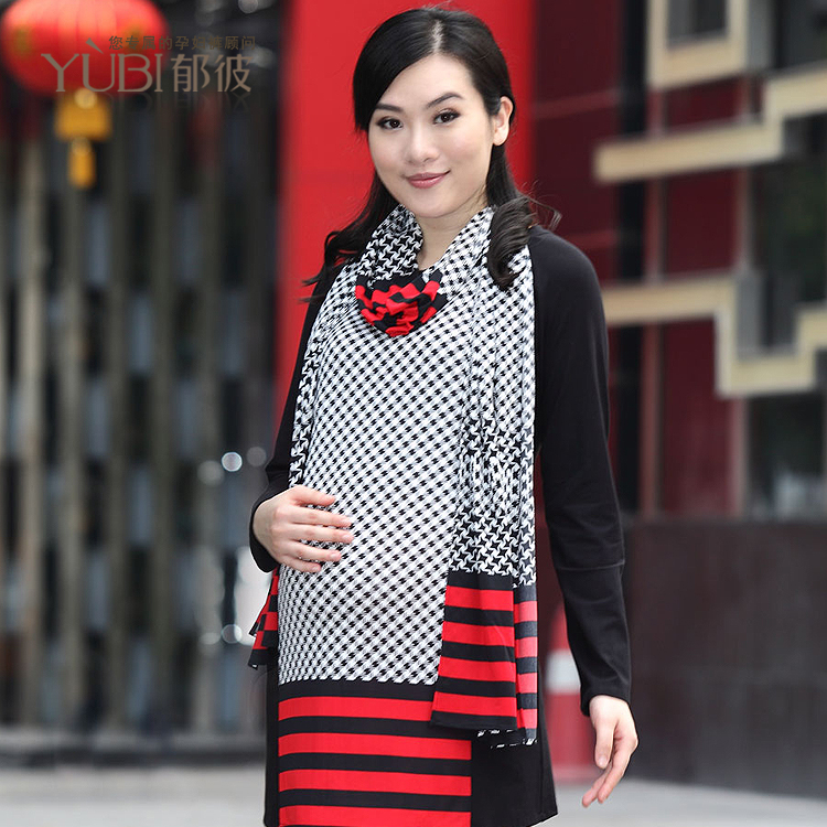 YUBI Maternity Spring and Autumn long shirt T-shirt features stitching modal long T scarves long-sleeved black plaid